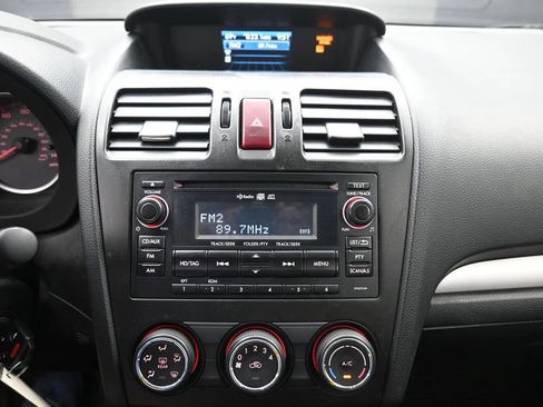 Used 2015 Subaru Forester 2.5i Premium w/ All-Weather Package AWD/4WD image 11