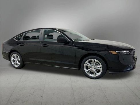 New 2025 Honda Accord LX image 7