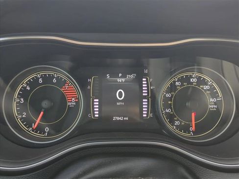 Used 2021 Jeep Cherokee Latitude Lux image 6