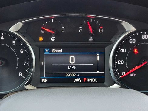 Used 2024 Chevrolet Equinox LT FWD image 31