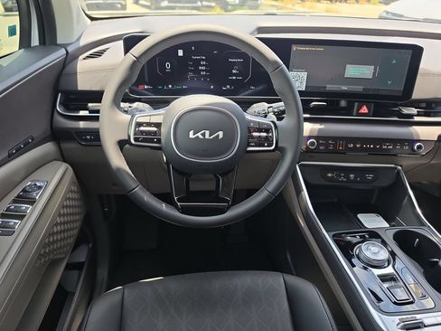 New 2026 Kia Carnival SX FWD image 14
