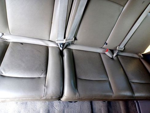 Used 2012 Nissan NV 3500 SL w/ Technology Pkg image 36