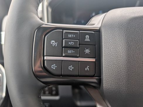 New 2026 Ford F350 Platinum w/ Tremor Off-Road Package AWD/4WD image 10