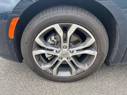 Certified 2024 Chrysler Pacifica Pinnacle FWD image 12