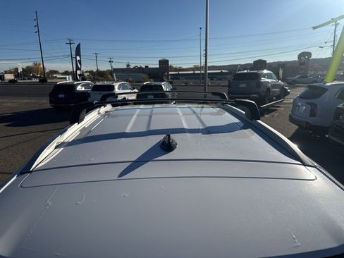 Used 2024 Kia Sportage EX image 15