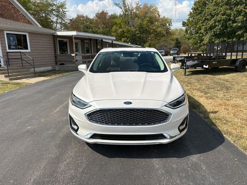 Used 2019 Ford Fusion Titanium image 6