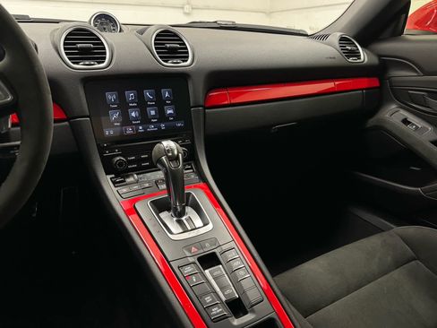 Used 2022 Porsche 718 Boxster Spyder image 26