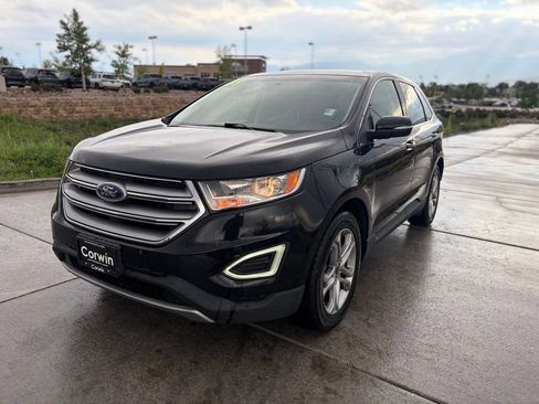 Used 2018 Ford Edge Titanium w/ Technology Package FWD image 3