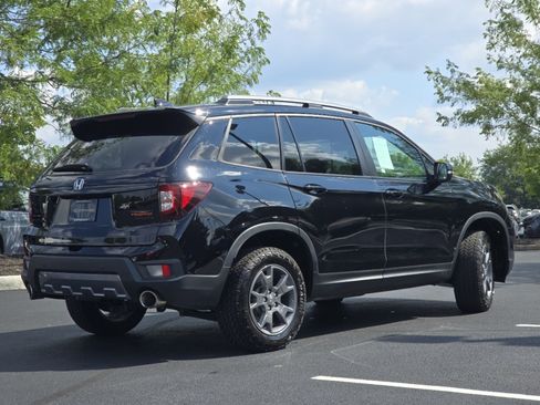 Certified 2025 Honda Passport TrailSport image 19