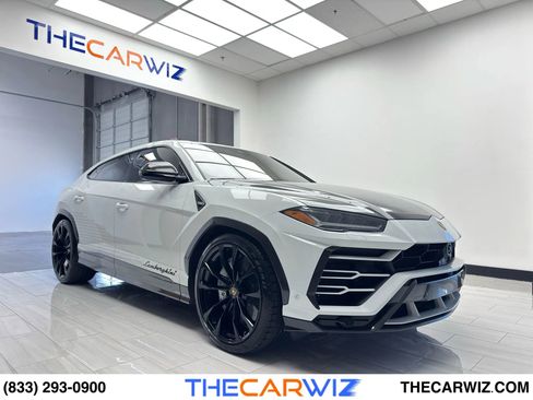 Used 2020 Lamborghini Urus image 1
