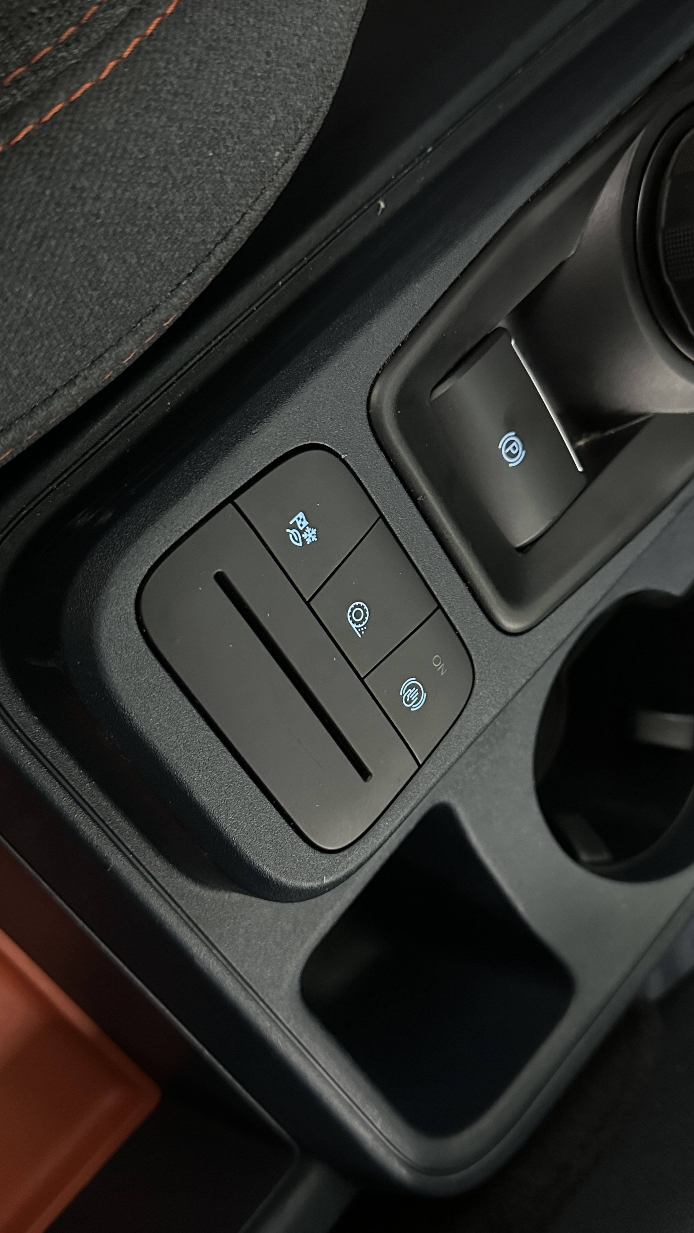 Used 2023 Ford Maverick XLT FWD image 16