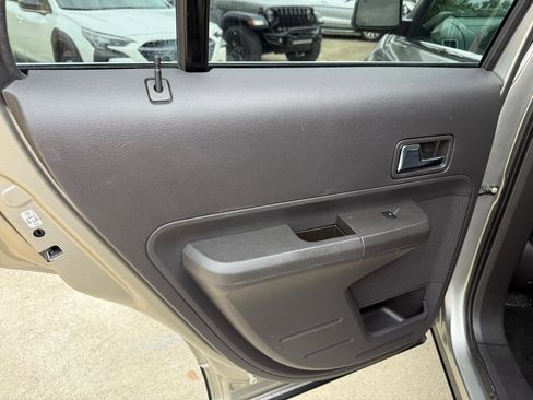 Used 2008 Ford Edge Limited FWD image 23