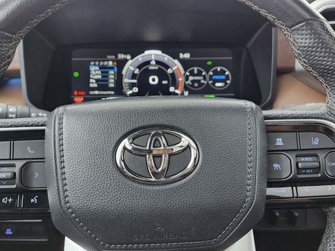 Used 2024 Toyota Tundra 1794 Edition image 31