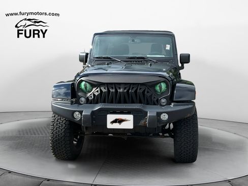 Used 2018 Jeep Wrangler Unlimited Sport AWD/4WD image 8