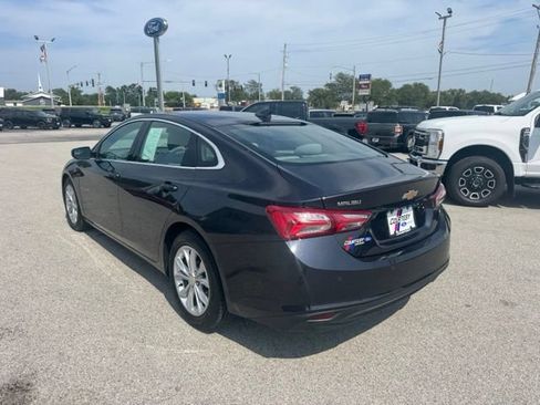 Used 2022 Chevrolet Malibu LT FWD image 3