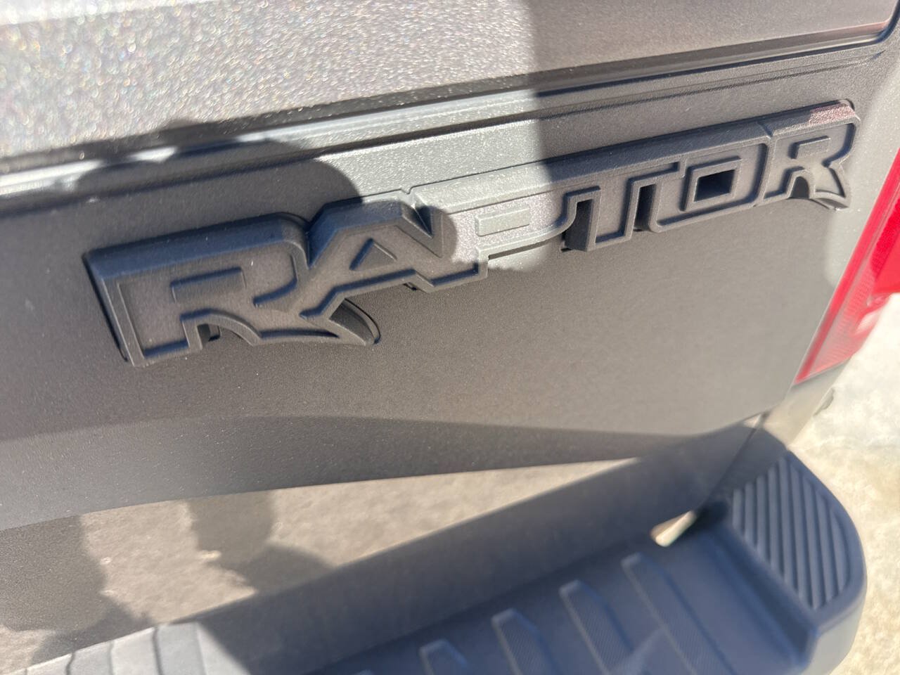 Used 2019 Ford F150 Raptor w/ Equipment Group 802A Luxury AWD/4WD image 14