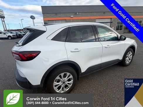 Used 2024 Ford Escape Active image 12