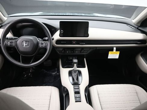New 2026 Honda HR-V LX image 18
