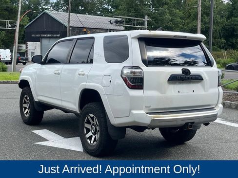 Used 2021 Toyota 4Runner TRD Off-Road Premium w/ Moonroof Package AWD/4WD image 5