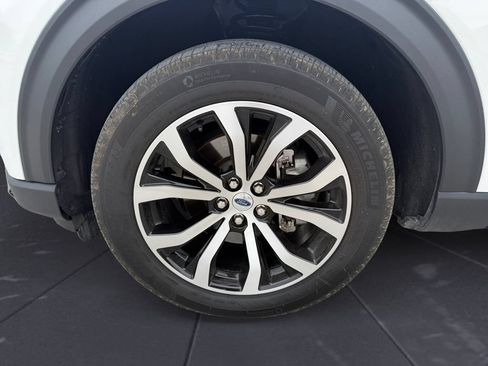 Used 2025 Ford Explorer ST-Line AWD/4WD image 14