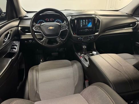 Used 2019 Chevrolet Traverse LT image 7