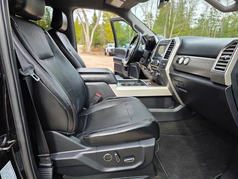 Used 2017 Ford F350 Lariat AWD/4WD image 24
