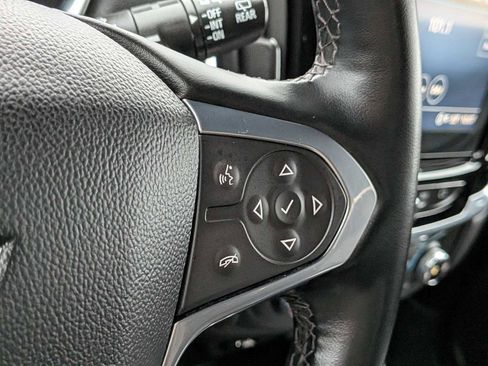 Used 2023 Chevrolet Traverse RS image 26