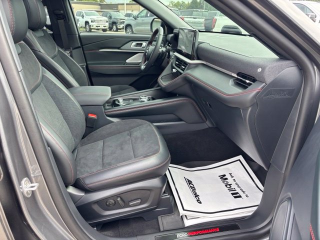 Used 2026 Ford Explorer ST w/ Sun And Sound Package AWD/4WD image 28