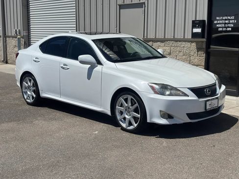 Used 2007 Lexus IS 350 RWD image 1