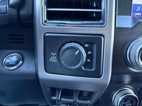 Used 2020 Ford F250 Platinum w/ FX4 Off-Road Package image 34