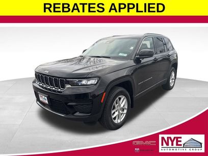 Used 2025 Jeep Grand Cherokee Laredo X