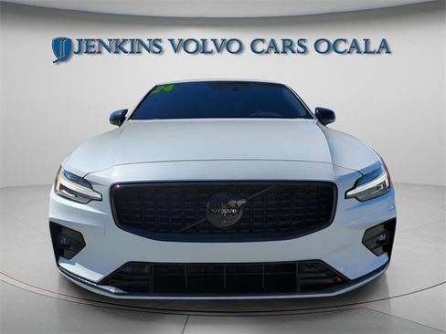 Used 2024 Volvo S60 B5 Plus w/ Climate Package image 9