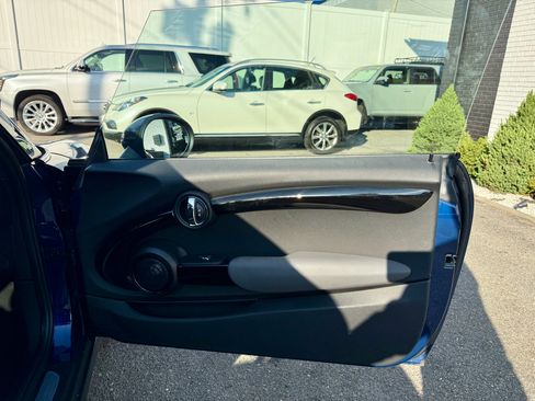 Used 2014 MINI Cooper 2-Door Hardtop image 17