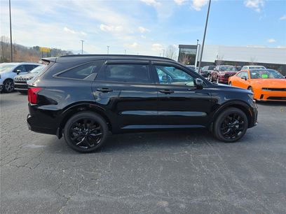 Used 2023 Kia Sorento SX