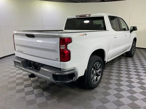 Used 2022 Chevrolet Silverado 1500 LT image 8