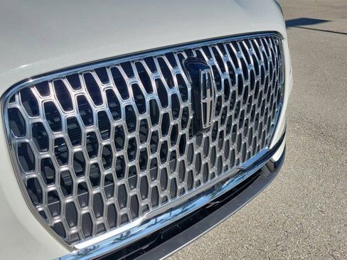 Certified 2023 Lincoln Corsair FWD image 7