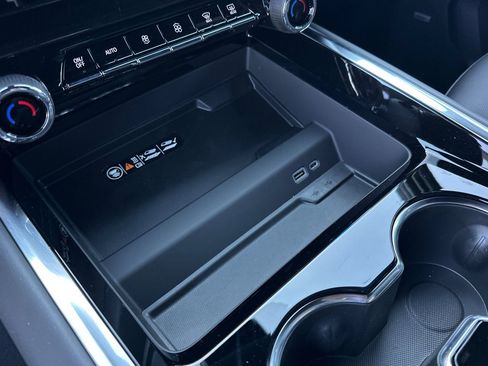 New 2026 Chevrolet Tahoe Premier image 30