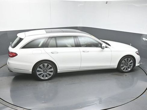 Used 2020 Mercedes-Benz E 450 4MATIC Wagon image 48