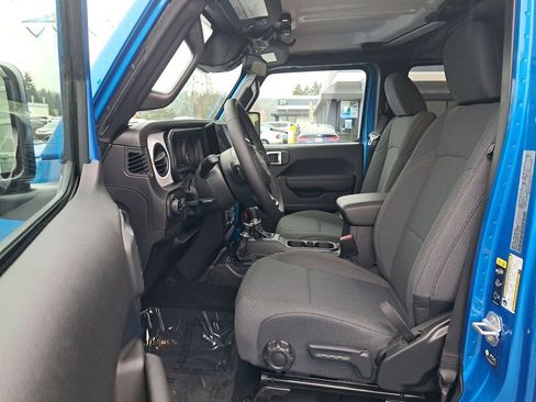 New 2026 Jeep Gladiator Sport image 11