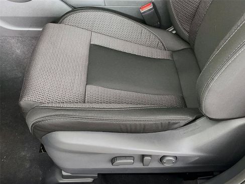 Used 2025 Subaru Outback Premium AWD/4WD image 20