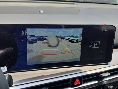 New 2026 Kia Sorento LX FWD image 24