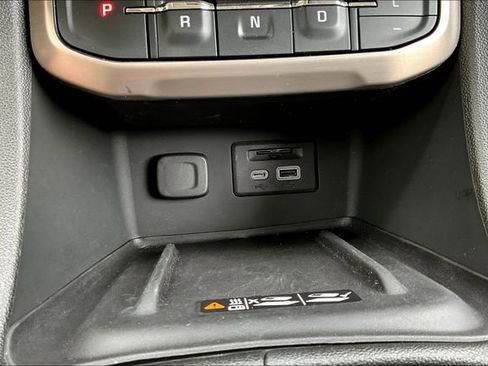 Used 2023 GMC Acadia Denali w/ Black Diamond Edition image 25