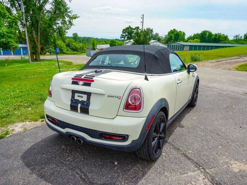 Used 2014 MINI Cooper Roadster S FWD image 3