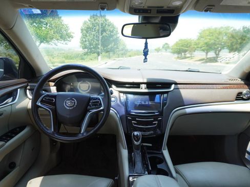 Used 2013 Cadillac XTS Premium FWD image 25