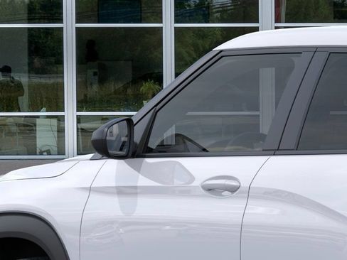New 2026 Chevrolet TrailBlazer LS w/ LS Convenience Package AWD/4WD image 36