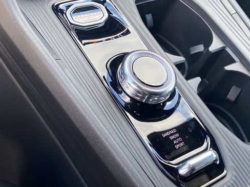 New 2026 Jeep Cherokee Limited image 17