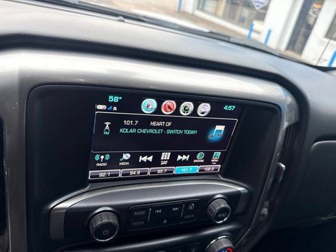 Used 2018 Chevrolet Silverado 1500 LT w/ Texas Edition AWD/4WD image 27