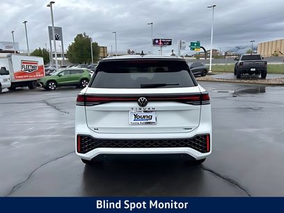 New 2026 Volkswagen Tiguan SE R-Line