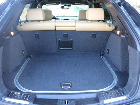 Used 2014 Cadillac SRX Luxury w/ Driver Awareness Package image 16