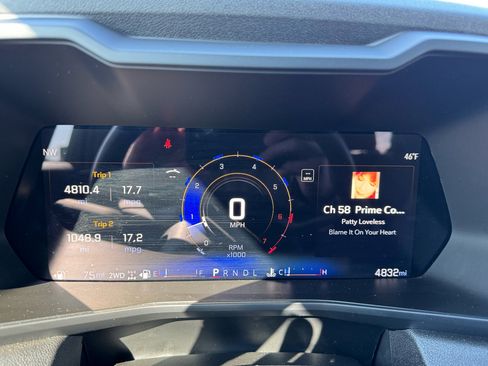 Used 2024 Chevrolet Colorado Trail Boss w/ Technology Package image 29